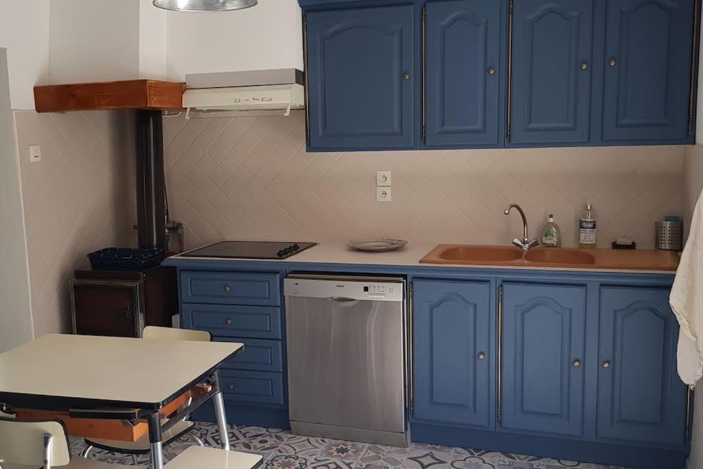 Location Appartement Dans Mas Provencal Monteux Eksteriør bilde