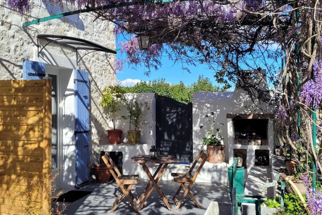 Location Appartement Dans Mas Provencal Monteux Eksteriør bilde